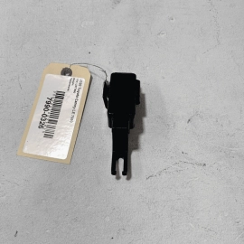 TOYOTA CAMRY 2018-2023 FUEL TUBE HOSE PIPE CLAMP BRACKET OEM TOYOTA CAMRY 2018-2023 FUEL TUBE HOSE PIPE CLAMP BRACKET OEM