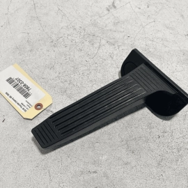 TOYOTA CAMRY 2018 - 2022 GAS PEDAL ACCELERATOR THROTTLE SENSOR PAD OEM