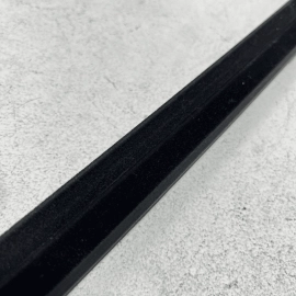 2017 - 2019 JAGUAR XE FRONT LEFT SIDE DOOR WINDOW INNER WEATHERSTRIP SEAL O