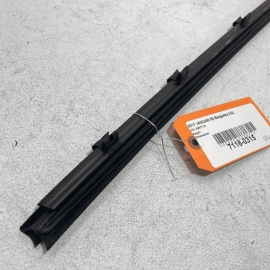 2017 - 2019 JAGUAR XE FRONT LEFT SIDE DOOR WINDOW INNER WEATHERSTRIP SEAL O