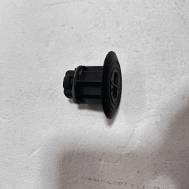 TOYOTA CAMRY 2018-2023 Corolla Mirai Rocker Panel Molding Clip OEM = SET OF TOYOTA CAMRY 2018-2023 Corolla Mirai Rocker Panel Molding Clip OEM = SET OF