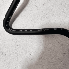 TOYOTA CAMRY 2018 - 2023 ENGINE COOLANT RESERVOIR PIPE & CAP  Overflow HOSE
