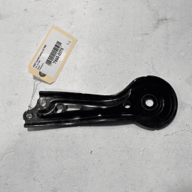 2018-23 TOYOTA CAMRY FWD REAR PASSENGER SUBFRAME BRACE MOUNT BRACKET SUPPOR