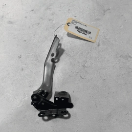 2018-2023 TOYOTA CAMRY FRONT RIGHT PASSENGER SIDE HOOD BONNET HINGE 1J9 OEM