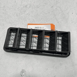 2017-2020 JAGUAR XE REAR DRIVER SIDE BODY QUARTER PANEL VENT GRILLE OEM