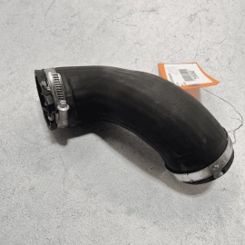 JAGUAR XE 2.0L INTERCOOLER DRIVER SIDE PRESSURE OUTLET HOSE PIPE OEM 2017