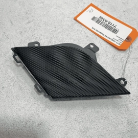 2017-2020 JAGUAR XE FRONT LEFT DRIVER LH SIDE DOOR SPEAKER GRILLE COVER TRI 2017-2020 JAGUAR XE FRONT LEFT DRIVER LH SIDE DOOR SPEAKER GRILLE COVER TRI