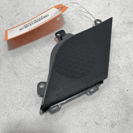 2017-2020 JAGUAR XE FRONT LEFT DRIVER LH SIDE DOOR SPEAKER GRILLE COVER TRI