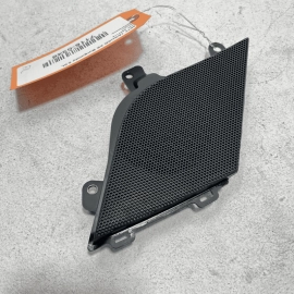 2017-2020 JAGUAR XE FRONT LEFT DRIVER LH SIDE DOOR SPEAKER GRILLE COVER TRI 2017-2020 JAGUAR XE FRONT LEFT DRIVER LH SIDE DOOR SPEAKER GRILLE COVER TRI
