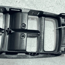 2017-2020 JAGUAR XE FRONT LEFT DRIVER DOOR MASTER WINDOW SWITCH BEZEL TRIM 