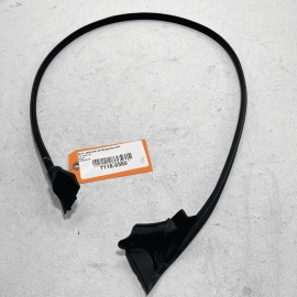 DEFECT 2017 - 2019 JAGUAR XE FRONT LEFT DRIVER SIDE DOOR Upper Weather-Stri