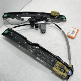 2017-2020 JAGUAR XE FRONT LEFT DRIVER LH SIDE WINDOW REGULATOR W/ MOTOR OEM