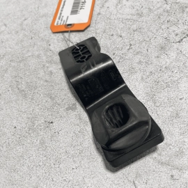 2018-2020 JAGUAR XE XF FRONT LEFT DRIVER SIDE UPPER RADIATOR BRACKET OEM