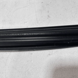 2017-2020 BMW 430i F36 FRONT LEFT DRIVER SIDE DOOR WINDOW RUN CHANNEL SEAL 