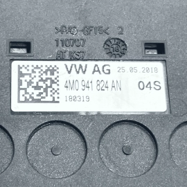 AUDI Q7 FUSE / Battery Junction BOX 2016-2020 OEM