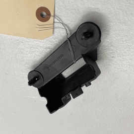 Courtesy Lamp Cover Front Right Seat OEM A2519183730 06-12 MERCEDES-BENZ GL Courtesy Lamp Cover Front Right Seat OEM A2519183730 06-12 MERCEDES-BENZ GL