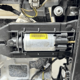 2017-2019 JAGUAR XE Front Right Passenger Seat Lower Track Frame OEM