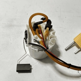 2017-2020 JAGUAR XE Fuel Tank Electric Pump Unit Assembly OEM