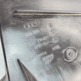 2017 - 2023 AUDI Q7 FRONT PASSENGER SIDE WINDSHIELD WATER DRAIN DEFLECTOR O 2017 - 2023 AUDI Q7 FRONT PASSENGER SIDE WINDSHIELD WATER DRAIN DEFLECTOR O