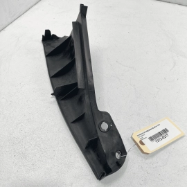 2017 - 2023 AUDI Q7 FRONT PASSENGER SIDE WINDSHIELD WATER DRAIN DEFLECTOR O 2017 - 2023 AUDI Q7 FRONT PASSENGER SIDE WINDSHIELD WATER DRAIN DEFLECTOR O