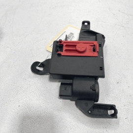 2017 - 2018 AUDI Q7 POSITIVE BATTERY DISTRIBUTOR JUNCTION BOX OEM