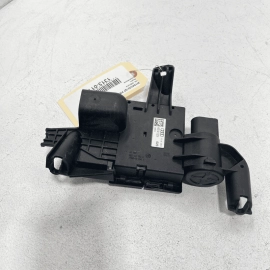2017 - 2018 AUDI Q7 POSITIVE BATTERY DISTRIBUTOR JUNCTION BOX OEM