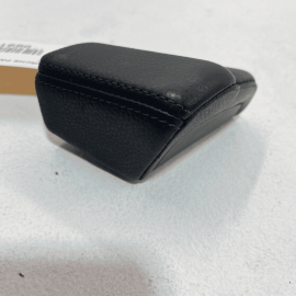 10-16 PORSCHE PANAMERA REAR PASSENGER SIDE C PILLAR ARMREST EXTENSION COVER