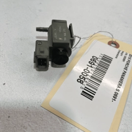 2010 - 2016 PORSCHE PANAMERA 4S AIR INJECTION PUMP CHECK CHANGEOVER VALVE O