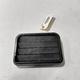 2010-16 PORSCHE PANAMERA S REAR RIGHT PASSENGER DRAFTER PRESSURE VENT GRILL