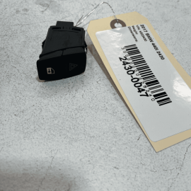 2017-2020 BMW 440i F32 F33 F36 F23 DASH HAZARD & DOOR LOCK CONTROL SWITCH O