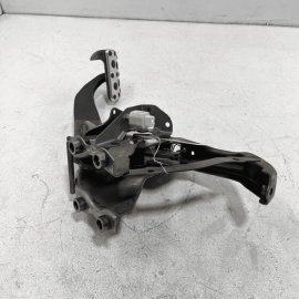 2015 - 2017 LEXUS NX200T NX300H BRAKE STOP PEDAL ASSEMBLY w/ PAD OEM