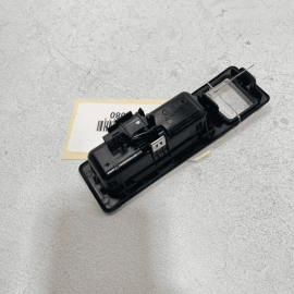 Tailgate Lift gate Trunk Lid Handle BMW 440I 2017-2020 OEM Tailgate Lift gate Trunk Lid Handle BMW 440I 2017-2020 OEM