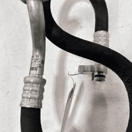 2017 - 2020 BMW 440i A/C AC AIR CONDITIONING REFRIGERANT SUCTION HOSE PIPE 