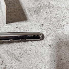 VOLKSWAGEN PASSAT 2016-2018 FRONT SEAT RIGHT OR LEFT SIDE HEAD REST HEADRES