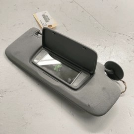 2018 - 2023 GMC TERRAIN EQUINOX FRONT RIGHT PASENGER SIDE SUN VISOR SUNVISO