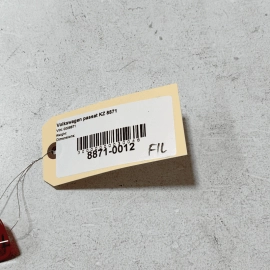 VOLKSWAGEN PASSAT 2006-2022 FRONT OR REAR DOOR LOWER INTERIOR REFLECTOR OEM