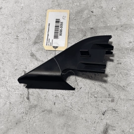 VOLKSWAGEN PASSAT 2012-2022 FRONT DRIVER SIDE DOOR WINDOW CORNER COVER TRIM VOLKSWAGEN PASSAT 2012-2022 FRONT DRIVER SIDE DOOR WINDOW CORNER COVER TRIM