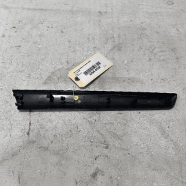 VOLKSWAGEN PASSAT 2016-2019 FRONT DRIVER SIDE DOOR PANEL MOLDING TRIM COVER VOLKSWAGEN PASSAT 2016-2019 FRONT DRIVER SIDE DOOR PANEL MOLDING TRIM COVER