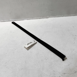 VOLKSWAGEN PASSAT 2012-2022 FRONT DRIVER DOOR WINDOW INNER WEATHERSTRIP SEA