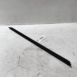 VOLKSWAGEN PASSAT 2012-2022 FRONT DRIVER DOOR WINDOW INNER WEATHERSTRIP SEA