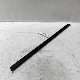 VOLKSWAGEN PASSAT 2012-2022 FRONT DRIVER DOOR WINDOW INNER WEATHERSTRIP SEA