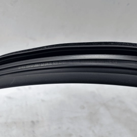 VOLKSWAGEN PASSAT 2012-2022 FRONT DRIVER DOOR WINDOW GLASS RUN CHANNEL SEAL