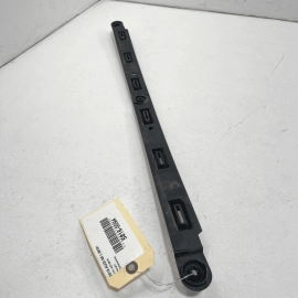 REAR BUMPER CENTER GUIDE SUPPORT BRACKET 2011-2014 AUDI A8 L QUATTRO OEM