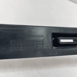 REAR BUMPER CENTER GUIDE SUPPORT BRACKET 2011-2014 AUDI A8 L QUATTRO OEM