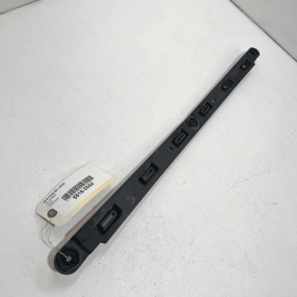 REAR BUMPER CENTER GUIDE SUPPORT BRACKET 2011-2014 AUDI A8 L QUATTRO OEM