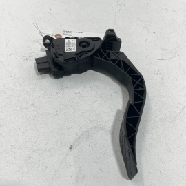 Throttle Gas Accelerator Pedal Audi A8 Quattro L 2011-2018 OEM