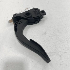 Throttle Gas Accelerator Pedal Audi A8 Quattro L 2011-2018 OEM