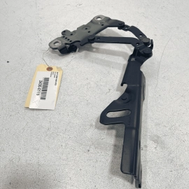 2017 - 2020  BMW 440i FRONT RIGHT PASSENGER SIDE HOOD BONET HINGE SUPPORT O