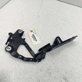 2017 - 2020  BMW 440i FRONT RIGHT PASSENGER SIDE HOOD BONET HINGE SUPPORT O