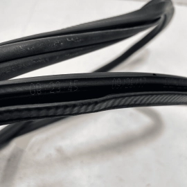 VOLKSWAGEN PASSAT 2012-2022 FRONT PASSENGER SIDE DOOR BODY WEATHERSTRIP SEA VOLKSWAGEN PASSAT 2012-2022 FRONT PASSENGER SIDE DOOR BODY WEATHERSTRIP SEA